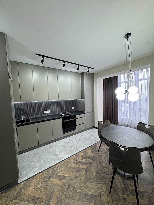 Центр, Стильна 1,5кімн., з кухня, вітальня та спальня, гардеробна Ивано-Франковск - изображение 6