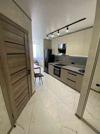 ХОЗЯИН. Продам евродвушку на Симоненка 107 с евроремонтом Бровари