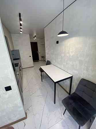 ХОЗЯИН. Продам евродвушку на Симоненка 107 с евроремонтом Бровари