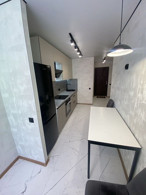 ХОЗЯИН. Продам евродвушку на Симоненка 107 с евроремонтом Бровари - зображення 4