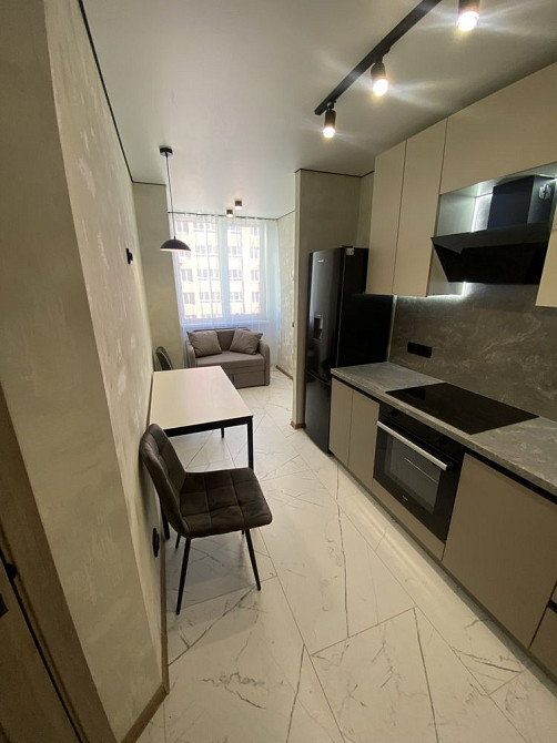 ХОЗЯИН. Продам евродвушку на Симоненка 107 с евроремонтом Бровари - зображення 2