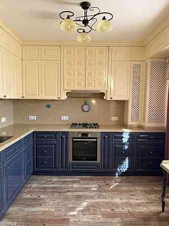 Двокімнатна квартира ,вулиця Щаслива,закритий  двір  ,вільна     87000 Ровно