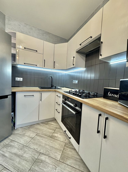 Однокімнатна з ремонтом та АВТОНОМНИМ ОПАЛЕННЯМ Рівне - зображення 1