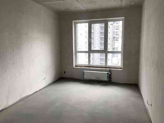 Дуже велика 3к в центрі Бучі з максимальним чорновим наповненням. 82м2 Буча