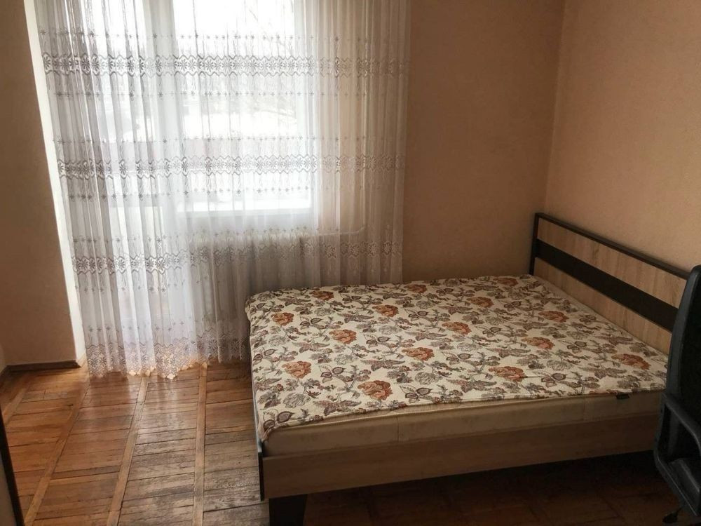 р Продам 2-кімнатну квартиру на Дворецькій Ровно - изображение 1