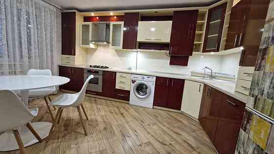 Продаж 3 кім. квартири 92,3 м² Ивано-Франковск