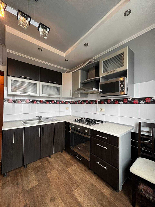 2 кімнатна з ремонтом біля парку Івано-Франківськ - зображення 8