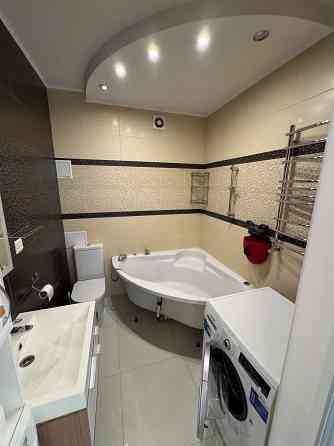 Власник! Голосіївська 13 Б, 2-х кімнатана видова квартира Київ