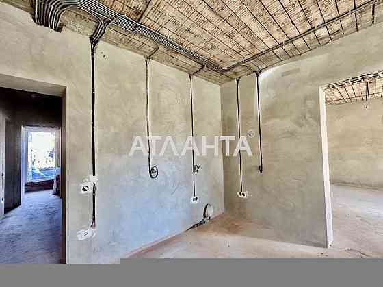 59 м2 , р-н парку Шевченка,власний двір Чернівці