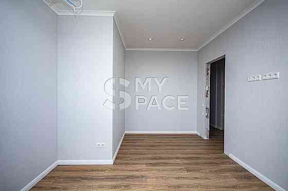 ПРОДАЖ! ЖК 4 сезона, вул. Максимовича (Трутенка), 3д, 3-к, 86м² Київ