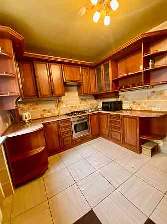 3 кім квартира у Центрі міста. будинок 2010р Ивано-Франковск