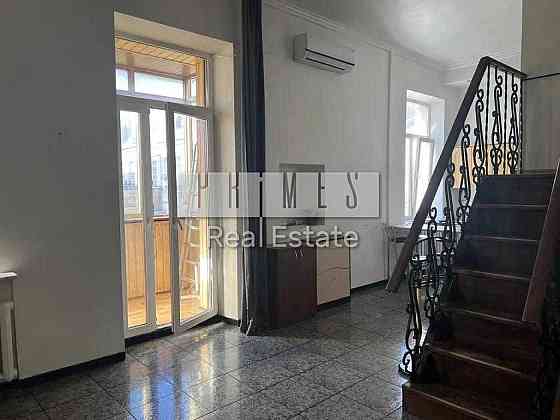 Продаж 3к квартири ТЦ Gulliver Басейна 12/1 Центр Палац Спорту Київ