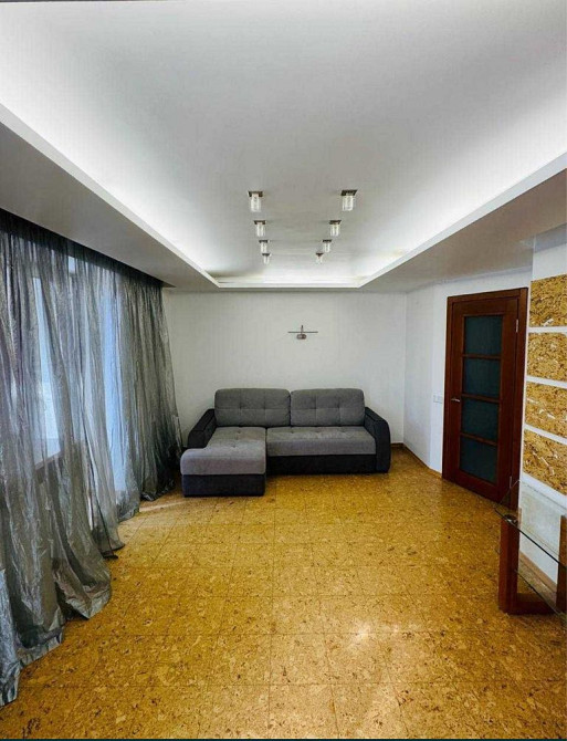 Продам 2-х ком. Кв., Центр, Нагорный р., ул. Героев Крут( Фурманова) 1 Дніпро - зображення 2