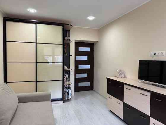 Продам простору 4-х кімнатну кварртиру, на Виговського Ровно