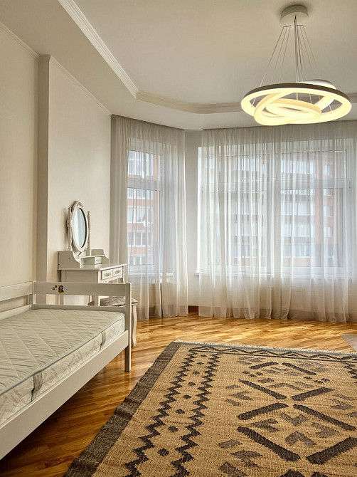 Краща 2 кімнатна квартира в самому центрі! 65м2! Укомплектована Купола Ровно - изображение 2