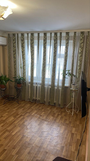 Продам 2-х комнатную квартир ул.Героев Днепра,83 Горишние Плавни - изображение 1