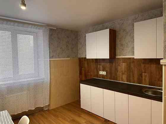 " 1-кім. квартира  з ремонтом на  Відінській Ровно