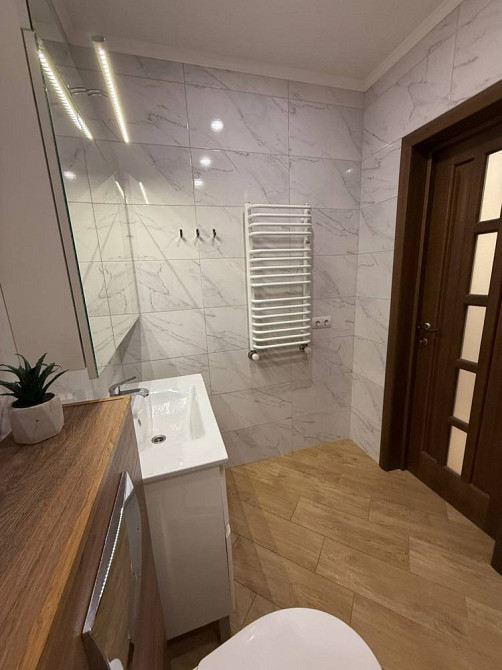 Простора євро 2 кімнатна квартира з новим ремонтом. Газове опалення Ирпень - изображение 7