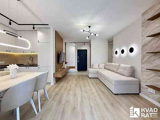 Шикарна півторачка з дизайнерським ремонтом! Ивано-Франковск