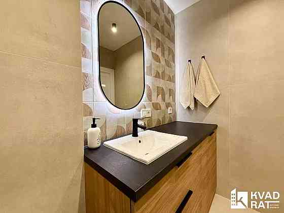 Шикарна півторачка з дизайнерським ремонтом! Ивано-Франковск