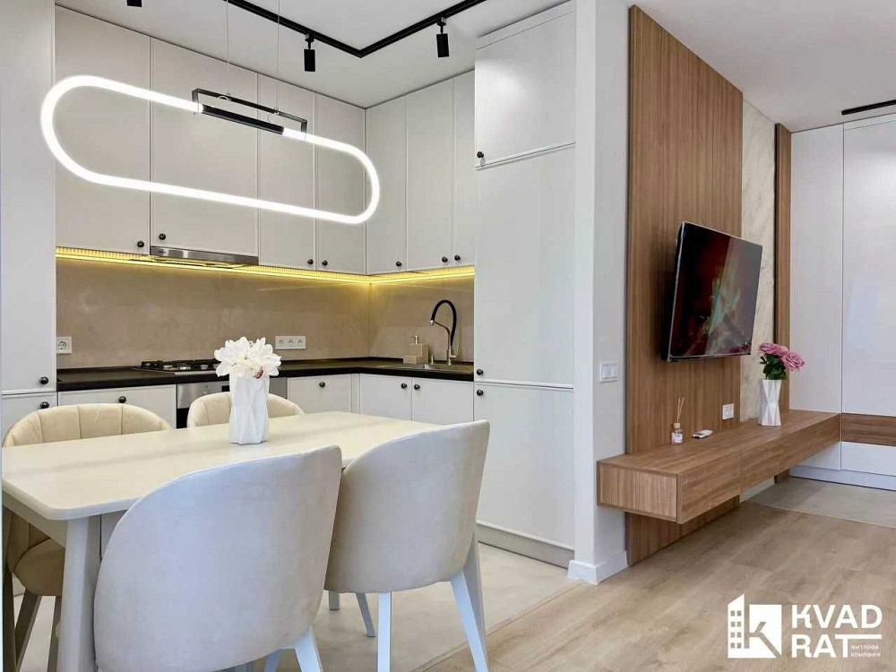 Шикарна півторачка з дизайнерським ремонтом! Ивано-Франковск - изображение 8