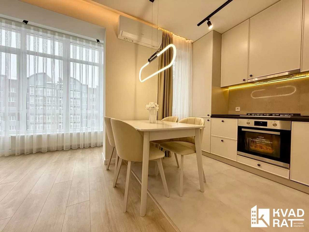 Шикарна півторачка з дизайнерським ремонтом! Ивано-Франковск - изображение 2