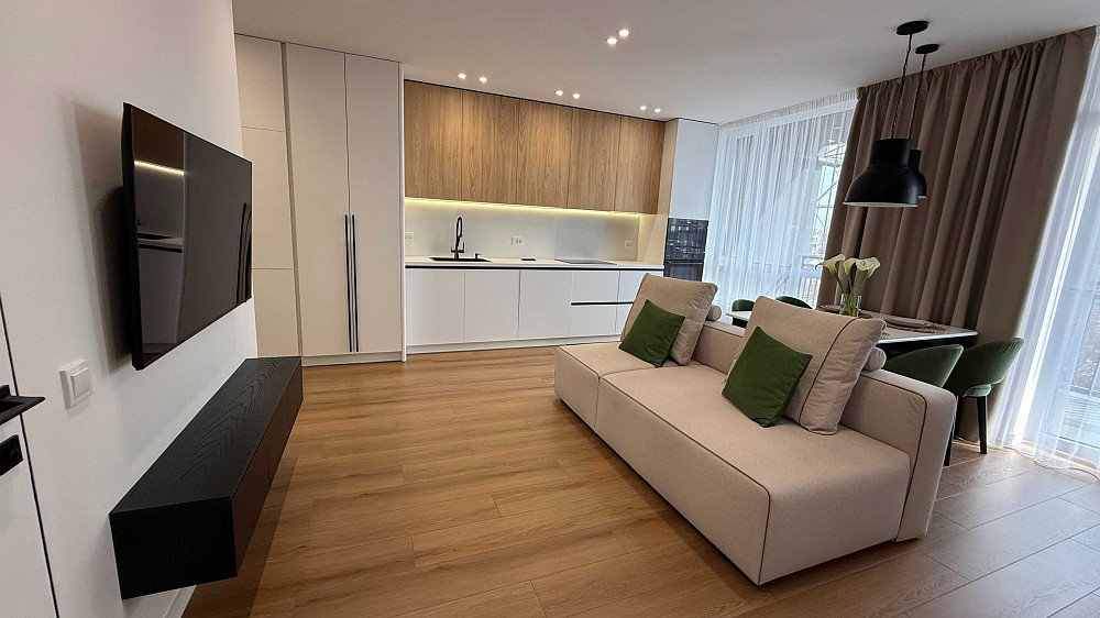 ЖК Авторський, квартира з авторським ремонтом та меблями Ивано-Франковск - изображение 2