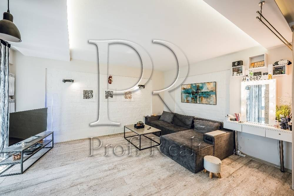 Продаж 1к квартири за вул.Вишняківська/Харківська/Бажана/Ревуцького Київ - зображення 1