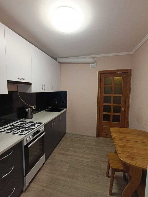 Затишна 2-х кімнатна в квартира, вул. Прикордонника Лазаренка 22 Черкассы - изображение 3