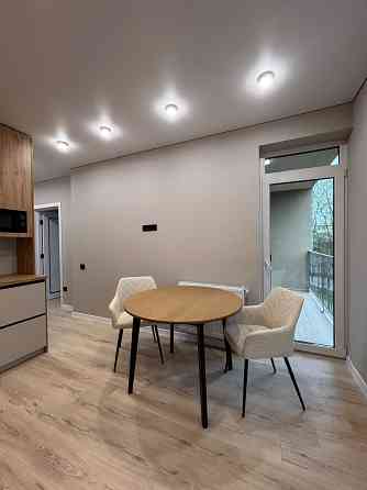 Оренда 1 кімнатної квартири у ЖК Геліос, вул. Одеська, 5, Центр Ужгород