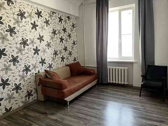 Військовим та цивільним. 3-х кім квартира в центрі. 6 спальних місць. Сумы