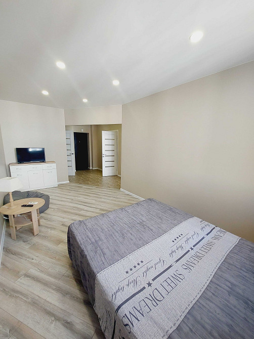 Сдам 1 комн.квартиру в ЖК Crystal Avenue, ул.Оксамитова (Бархатная) 9А Петропавловская Борщаговка - изображение 1