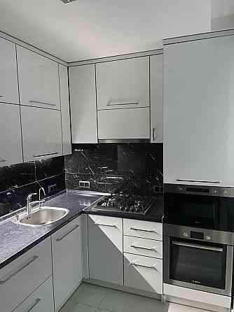 Оренда 2 кімнатної квартири,вул. Коновальця,Ближній центр Львов