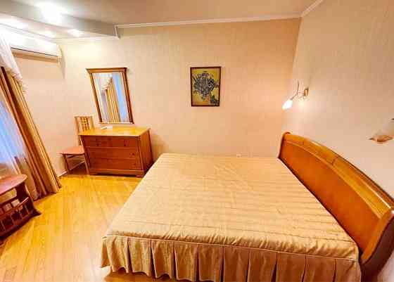 Сдам 3-к.кв. Возле метро Оболонь и ТРЦ Дрим Таун. Киев