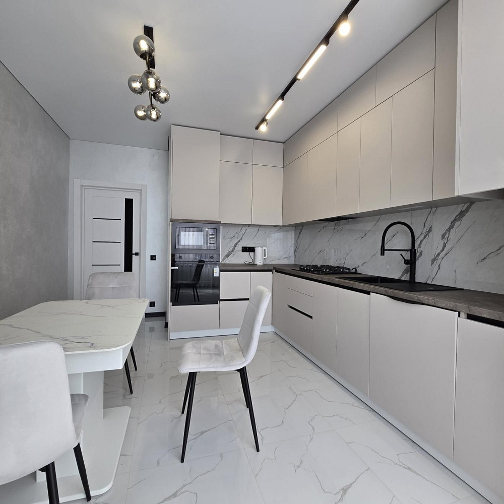 ОЗЕРО/Парк/сучасна 2 кім/Перша здача Івано-Франківськ - зображення 1