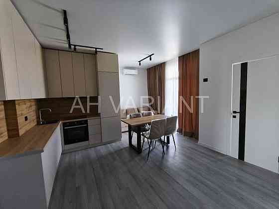 Продається 1-кімнатна квартира, ЖК Central Avenue
Код: 26812* Ужгород