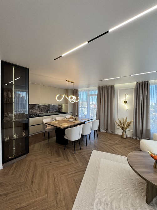 Новинка !Стильна 3 кім квартира на Фемелі плаза Ивано-Франковск - изображение 2