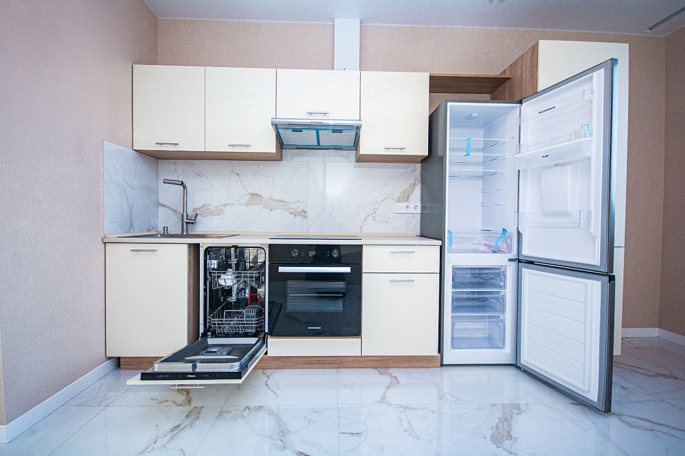 Продається 1 км.кв! Варшавскій 3!Всеволода Змієнка 34/21! Киев - изображение 2