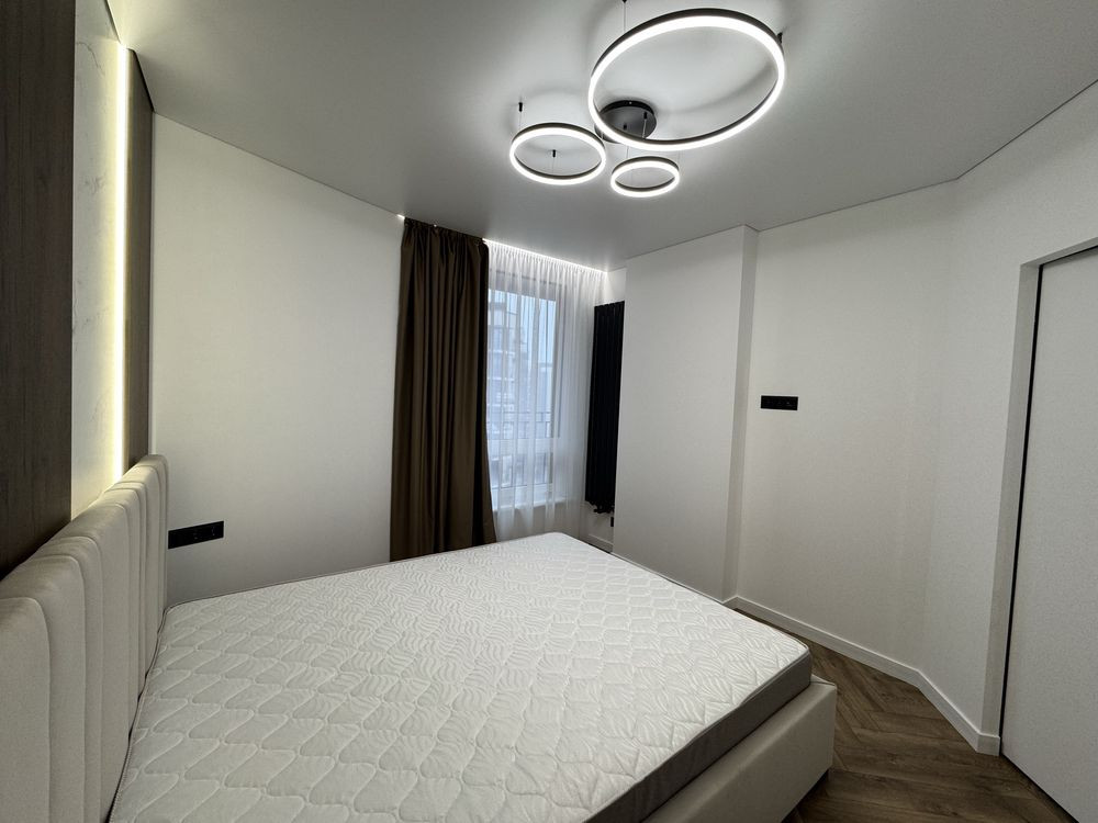 Стильна простора квартира в центрі міста Ивано-Франковск - изображение 8