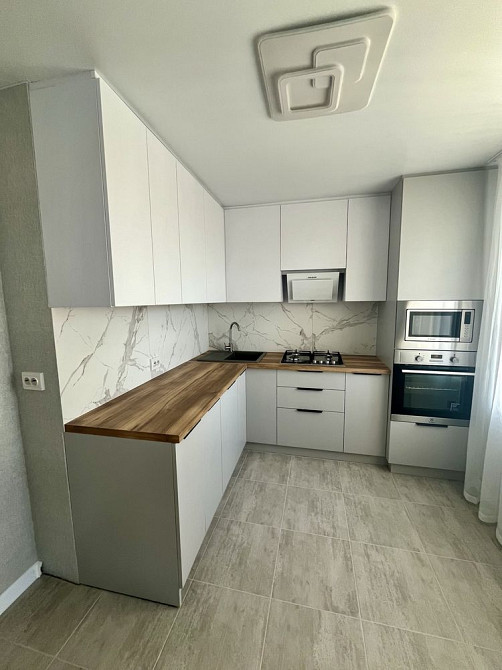 Продається 4-х кім квартира в р-н Круга Чернігів - зображення 3