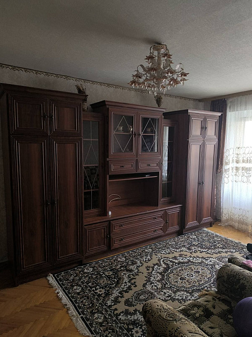 Оренда  3 кім. квартири, Вишгородська, 46 Б, Оболонський район Киев - изображение 1