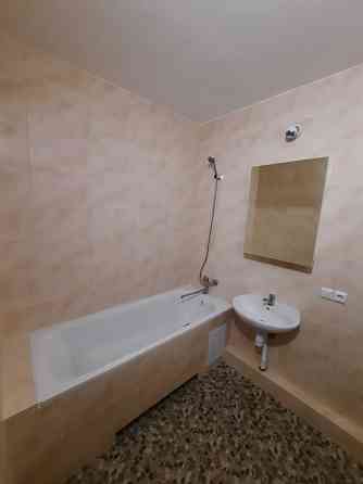 Здам простору однокімнатну квартиру в ЖК "Вудсторія" біля метро. Киев