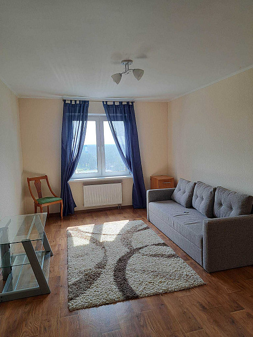 Здам простору однокімнатну квартиру в ЖК "Вудсторія" біля метро. Киев - изображение 1