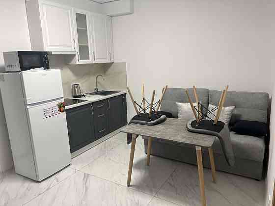 Здається двокімнатна квартира біля вокзалу , перша здача! Київ