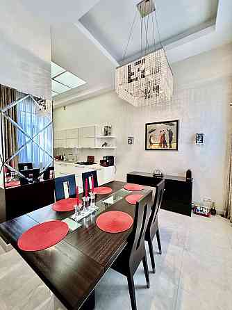 Аренда четырехкомнаьной квартиры в Одессе. Дерибасовская. Одесса