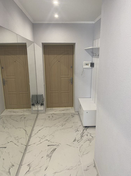 Здається в оренду 2 кімнатна студійна квартира по вулиці Соборна 126. Ірпінь - зображення 2