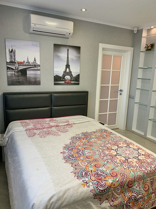 Оренда простороі  2-3 кімнатноі, 89м.кв. Кондратюка 5, м.Мінська Киев - изображение 2