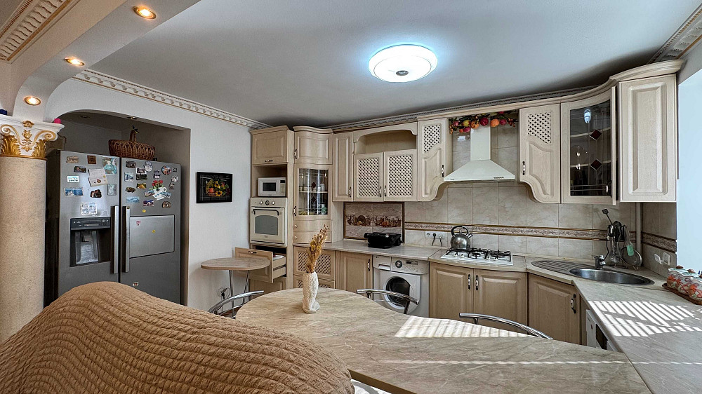 ПРОДАЖ ЄВРОТРІЙКИ з характером — затишна, сучасна, автономна Житомир - изображение 1