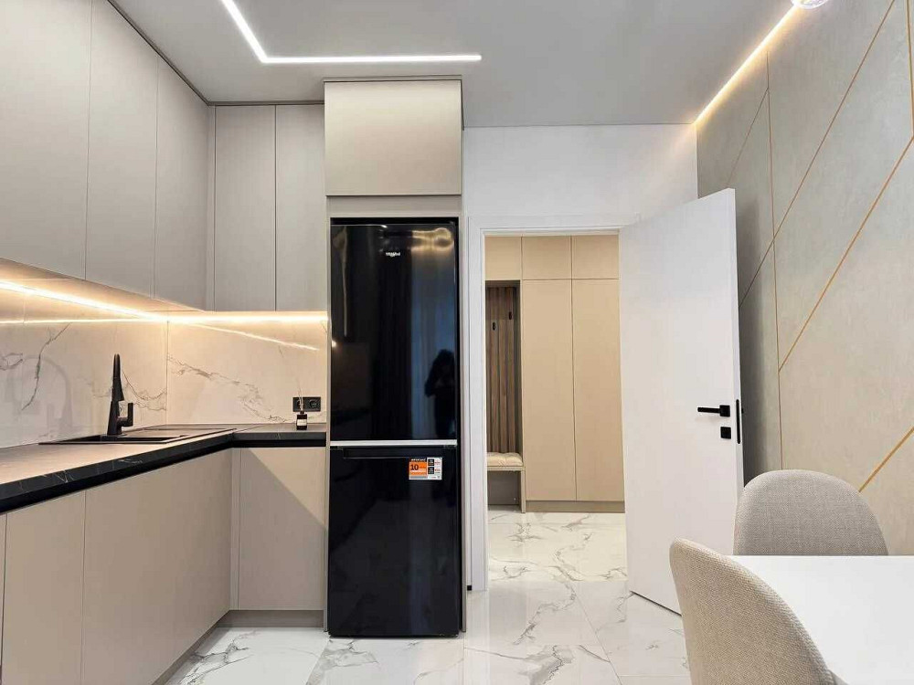 Стильна укомплектована 2кім біля міського Озера, велика площа! Ивано-Франковск - изображение 6