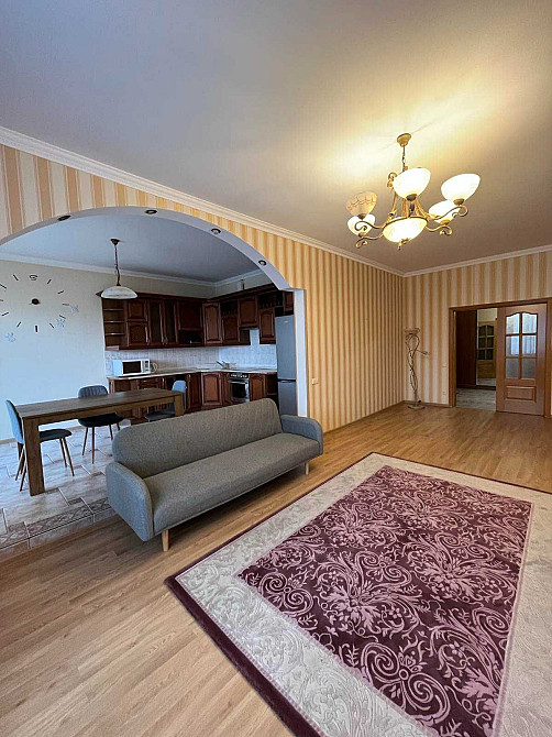 Оренда. Велика 3-к квартира по вул. Срібнокільська 14А. Дарницький. Киев - изображение 1